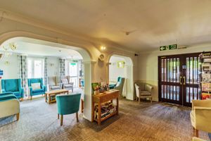 RESIDENTS LOUNGE- click for photo gallery